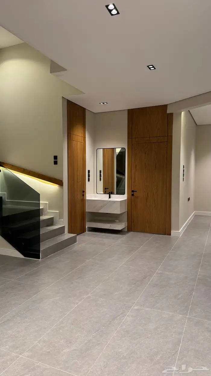 تبحث عن دبلوكس انيق ومودرن ووذيف بسعر 710الاف 6