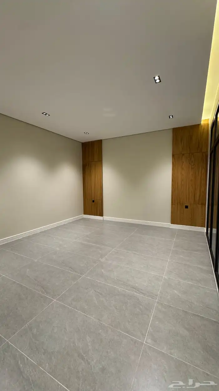 تبحث عن دبلوكس انيق ومودرن ووذيف بسعر 710الاف 19