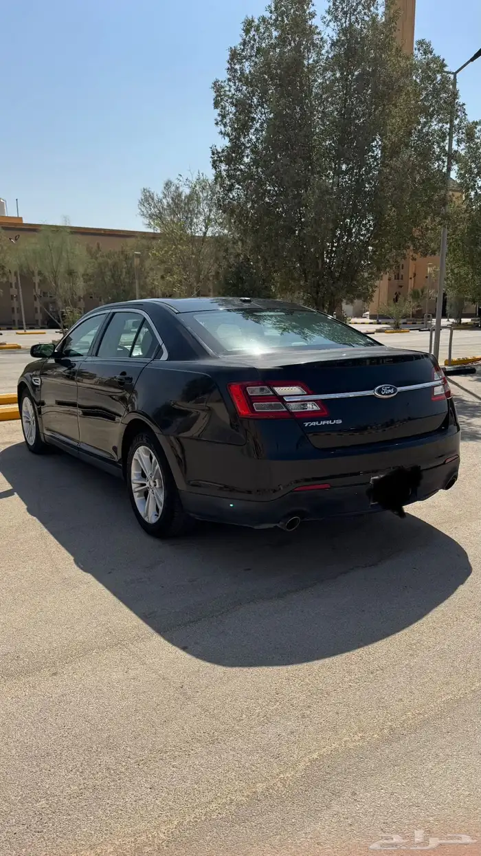 فورد تورس 2014 للبيع. الرياض 7