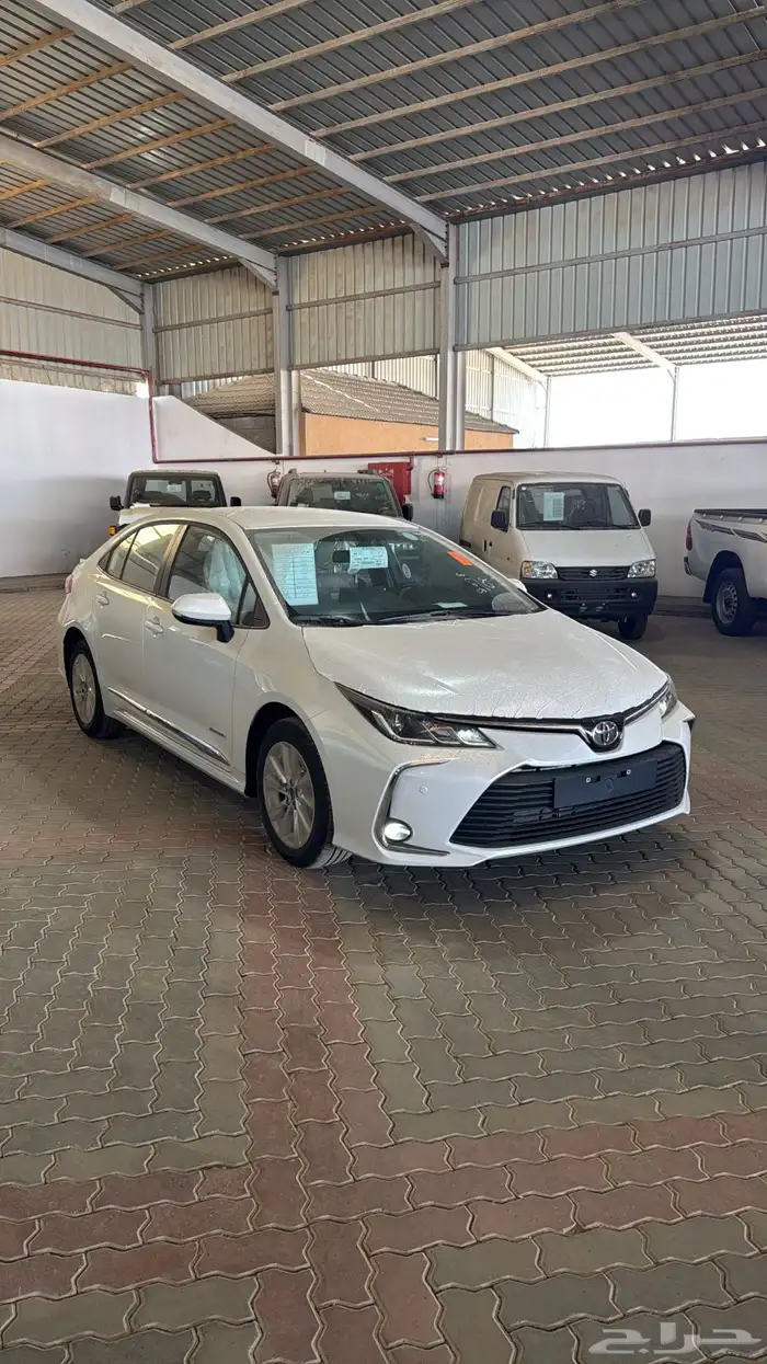 تويوتا كورلا XLI المطور جنوط بنزين 2026 1