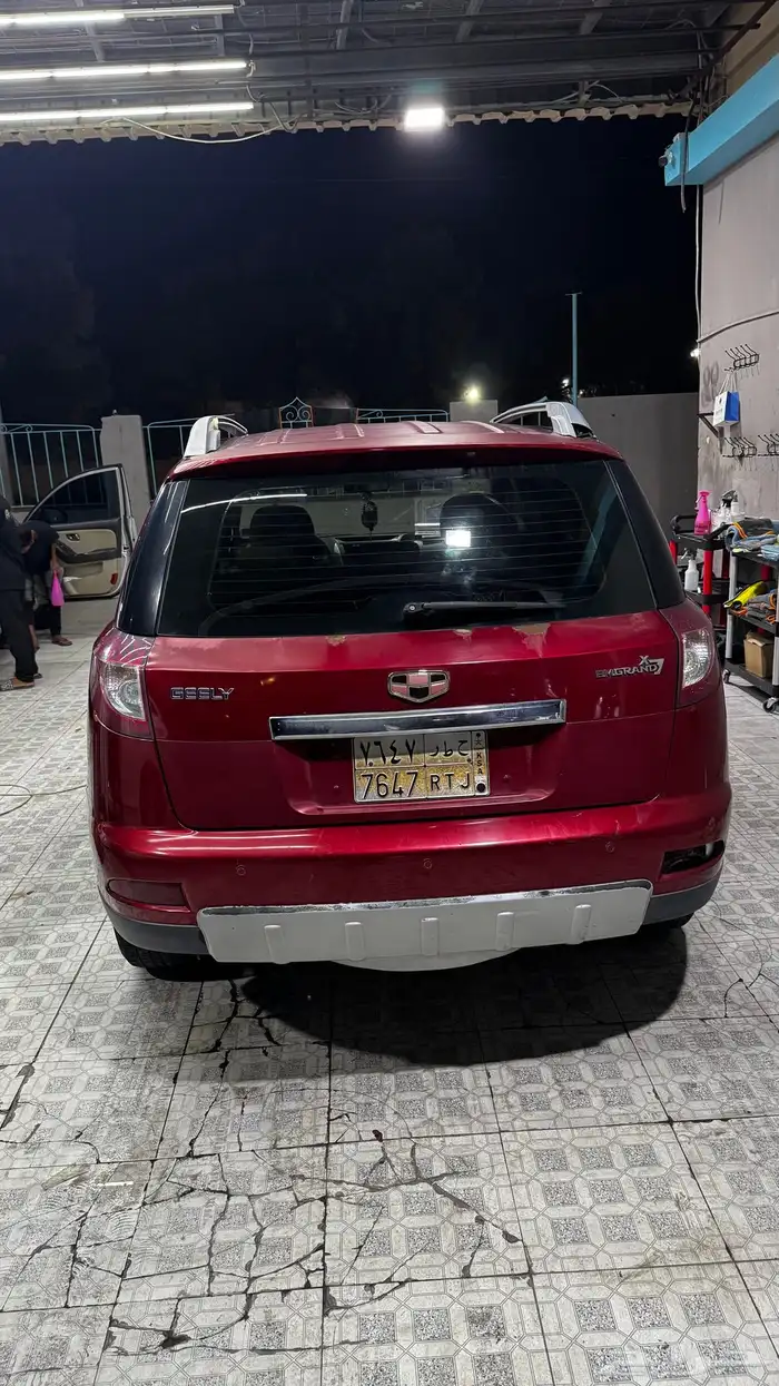 جيلي امجراند x7 موديل 2015 9