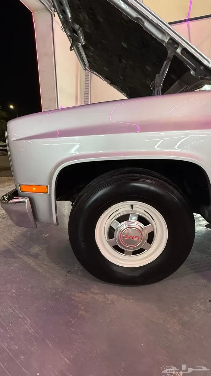 جمس 1981 رصاصي 26