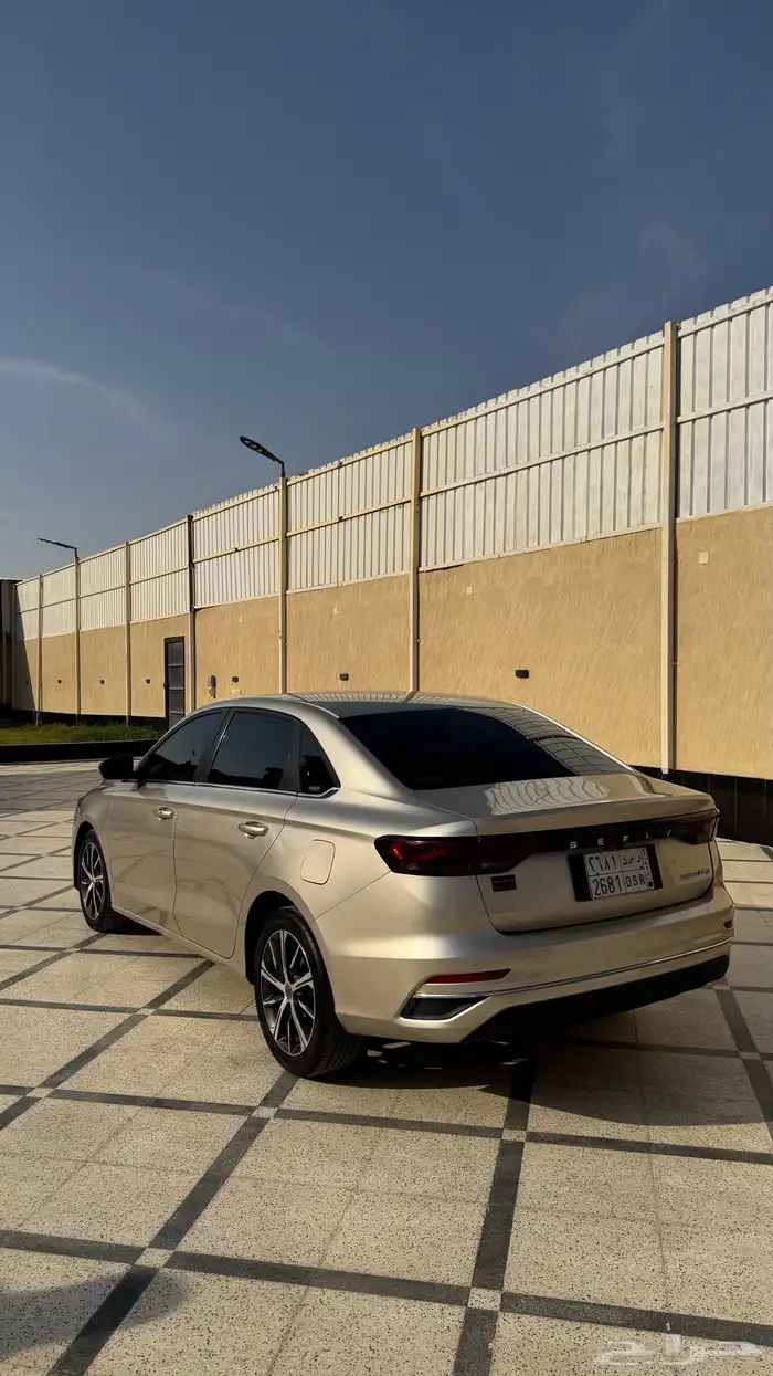 جيلي اميجراند7 2023 فل كامل 1