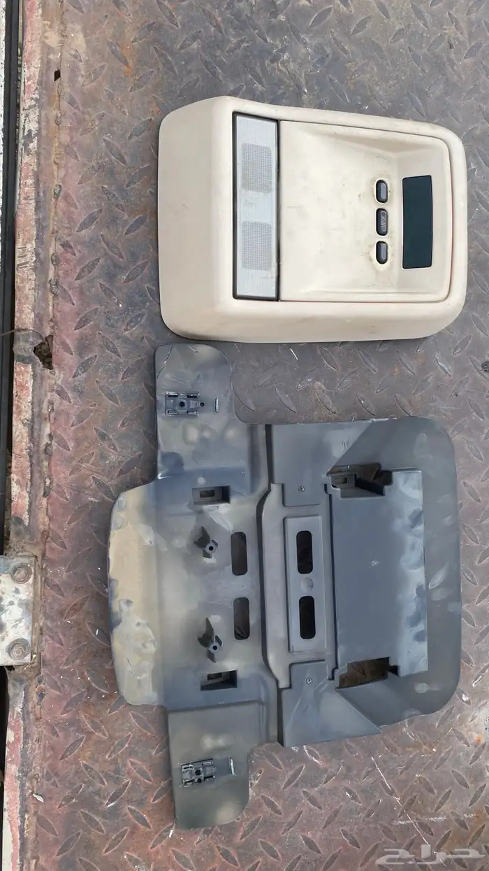 قطع فورد فكتوريا 30