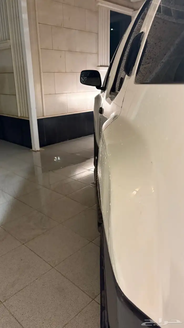 نيسان اكستيرا 1