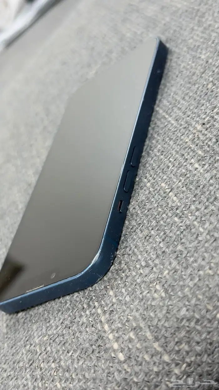 ايفون 13 256 قيقا 6