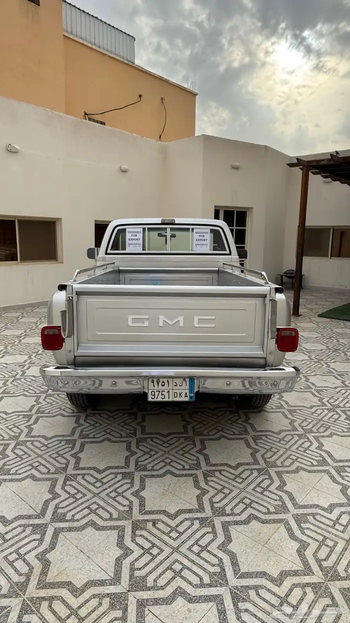 جمس 1981 رصاصي 4