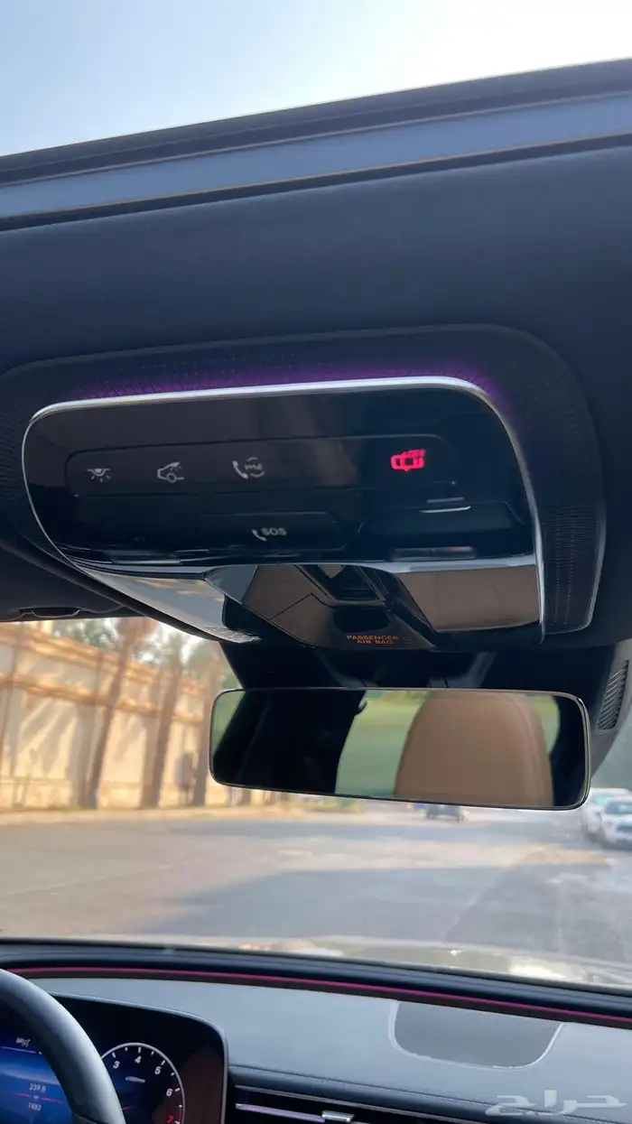 مرسيدس E200 26