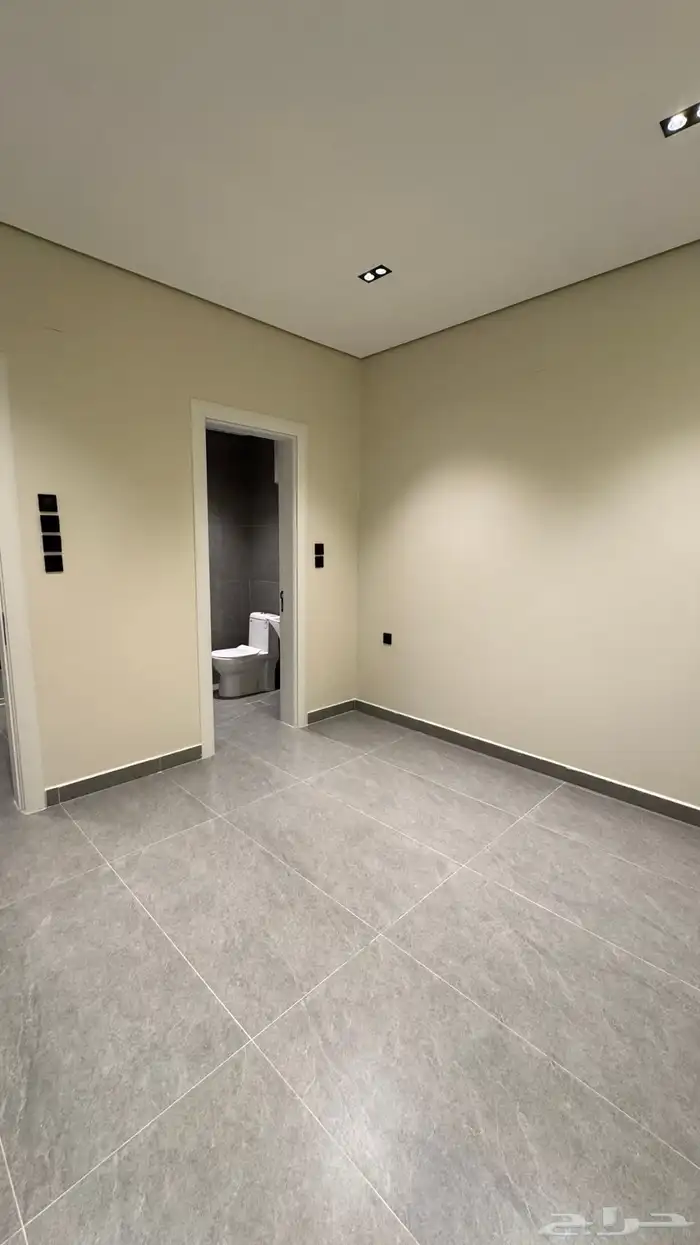 تبحث عن دبلوكس انيق ومودرن ووذيف بسعر 710الاف 28