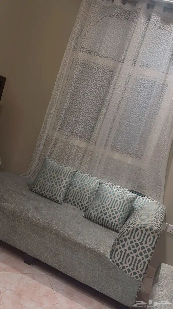 للبيع كنب قطعتين ستاره دانتيل 1