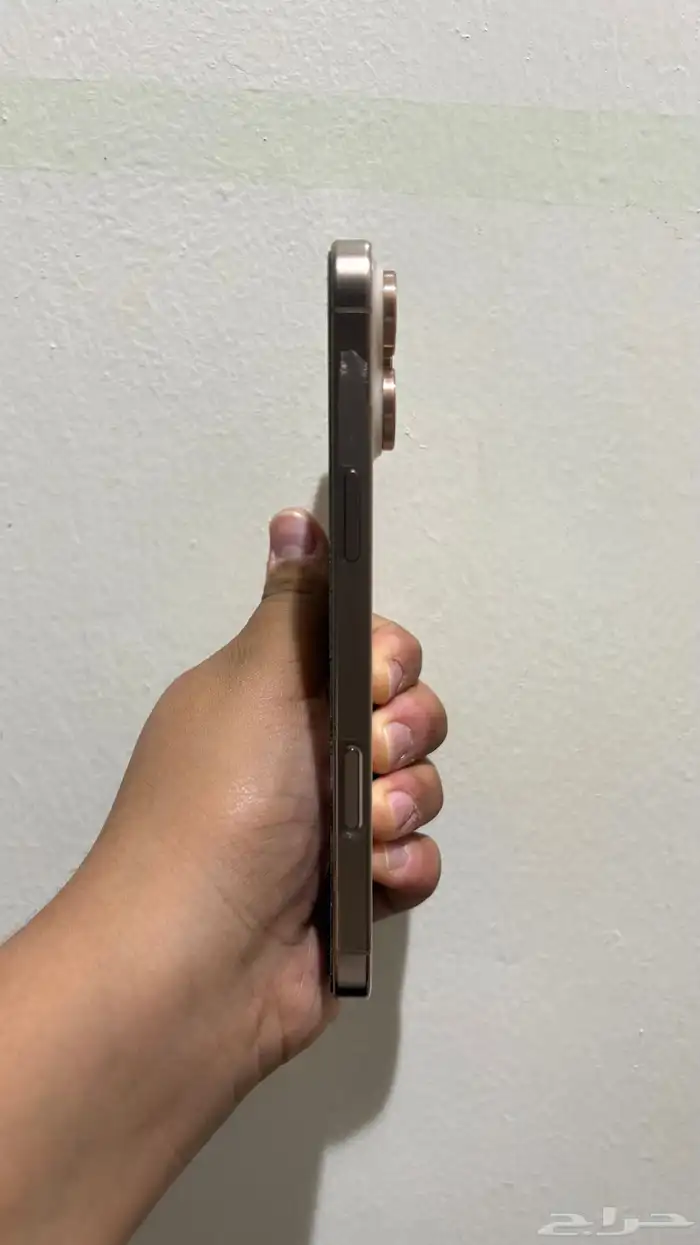 ايفون 16 برو ماكس 1