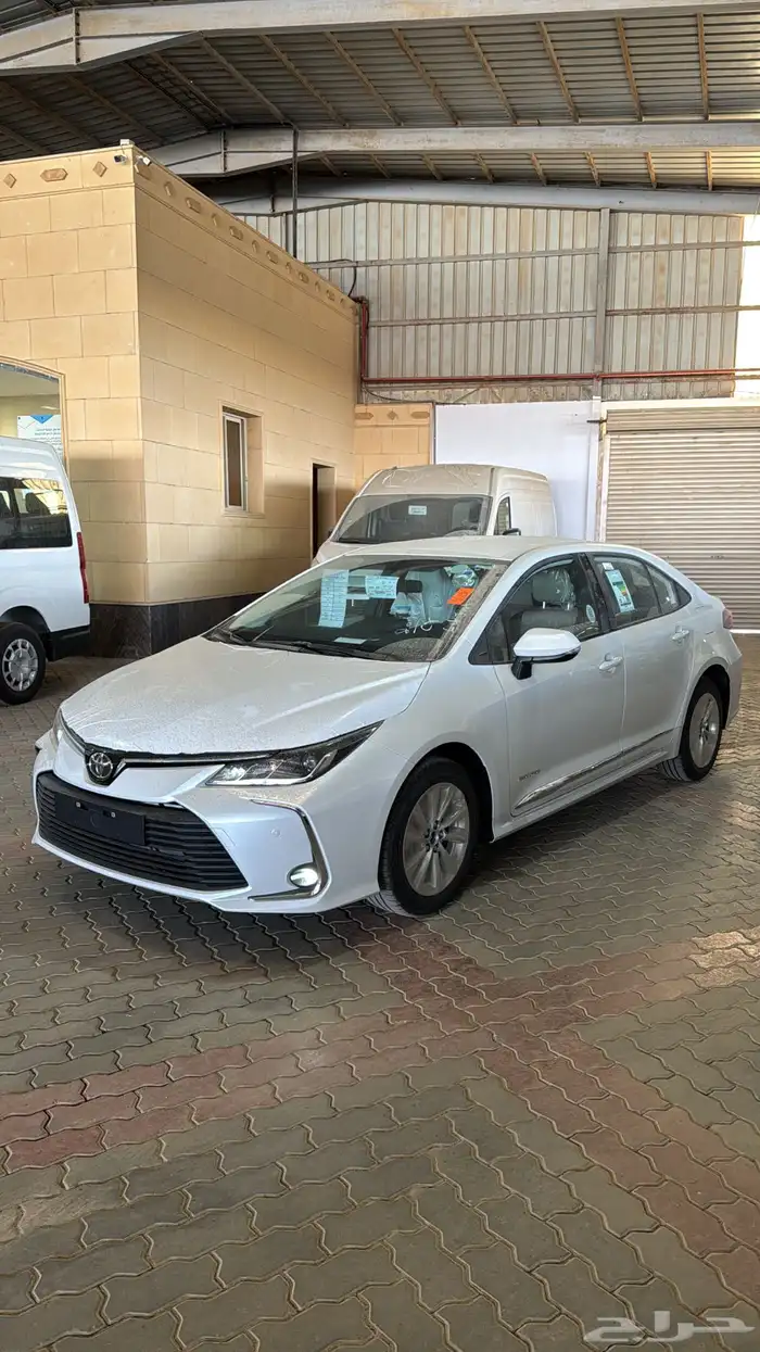 تويوتا كورلا XLI المطور جنوط بنزين 2026 0