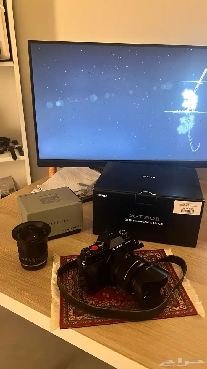 كاميرا فوجي مع عدستين جديدة ونظيفة   XT-30 II 3