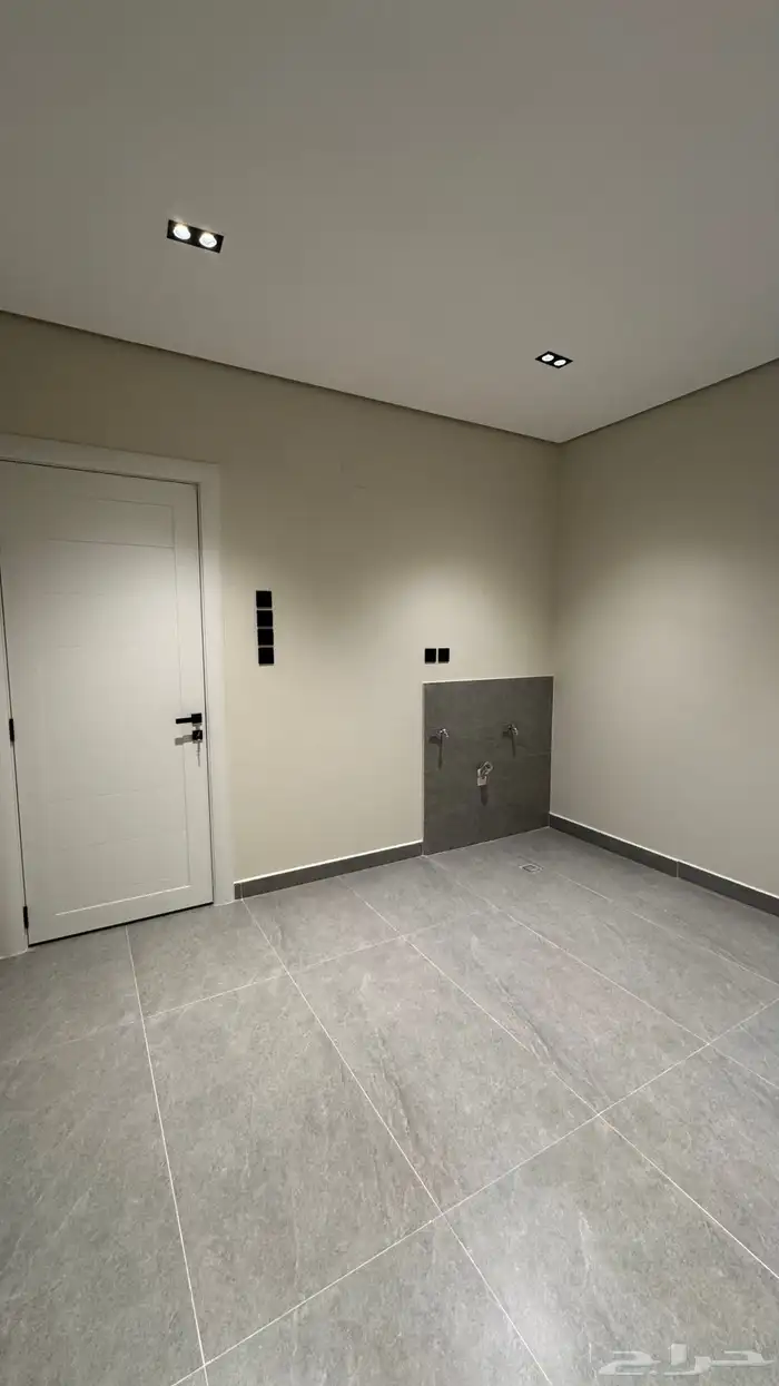 تبحث عن دبلوكس انيق ومودرن ووذيف بسعر 710الاف 33