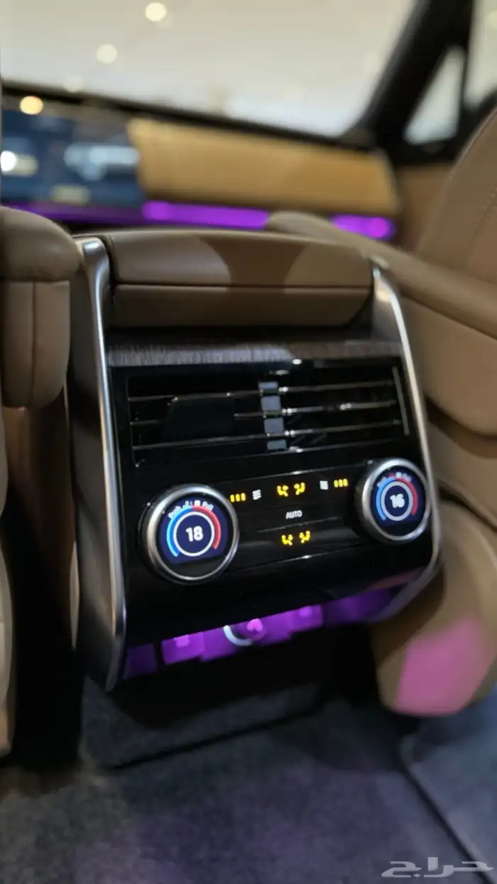 رنج روفر 2023 26