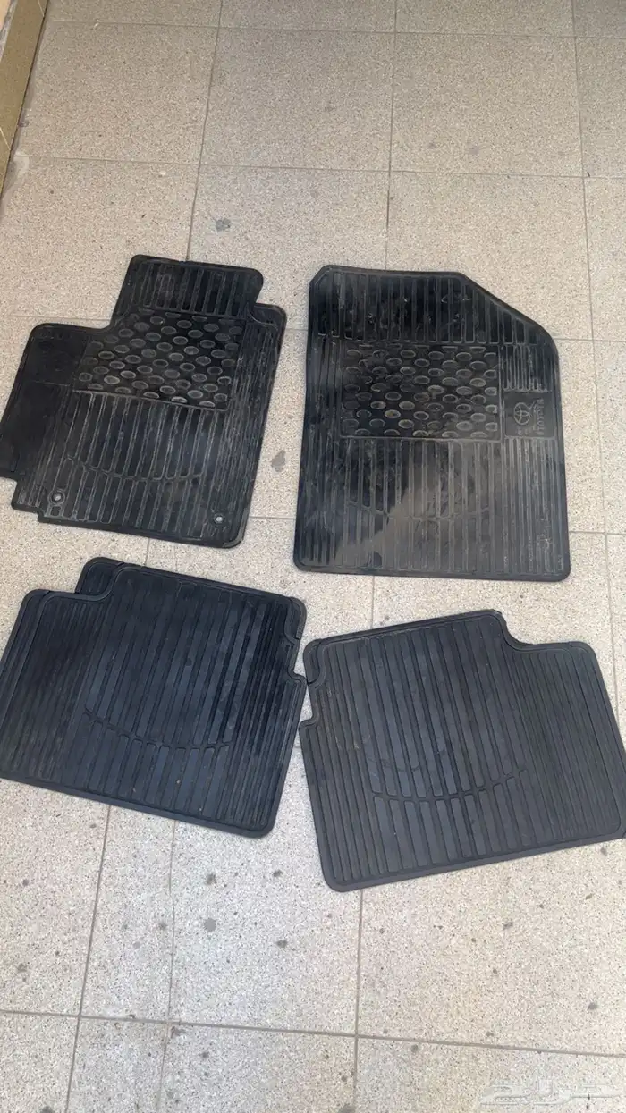 للبيع فرشات كورولا وكامري 0