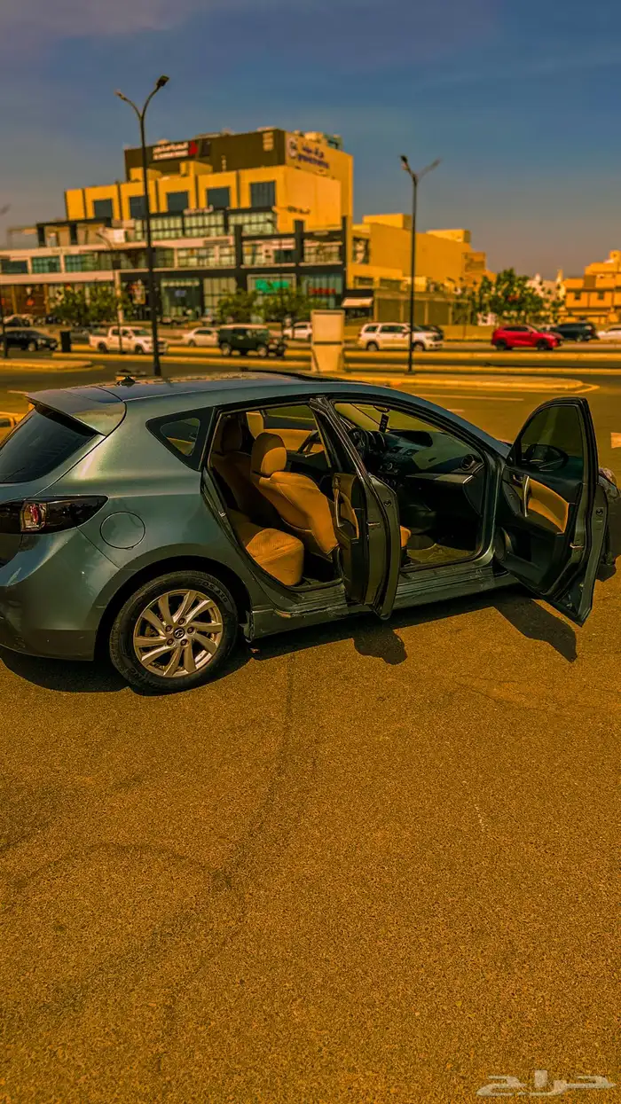 مازدا 3 للبيع 2