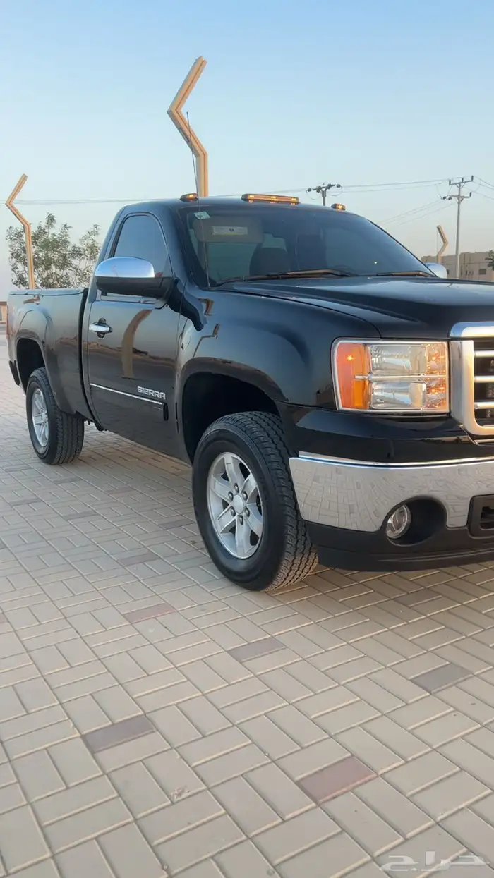 جمس سيرا 2012 اسود 4