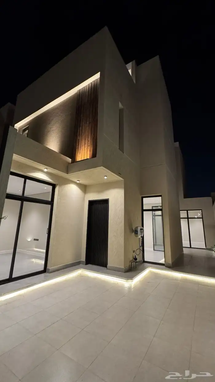 تبحث عن دبلوكس انيق ومودرن ووذيف بسعر 710الاف 2