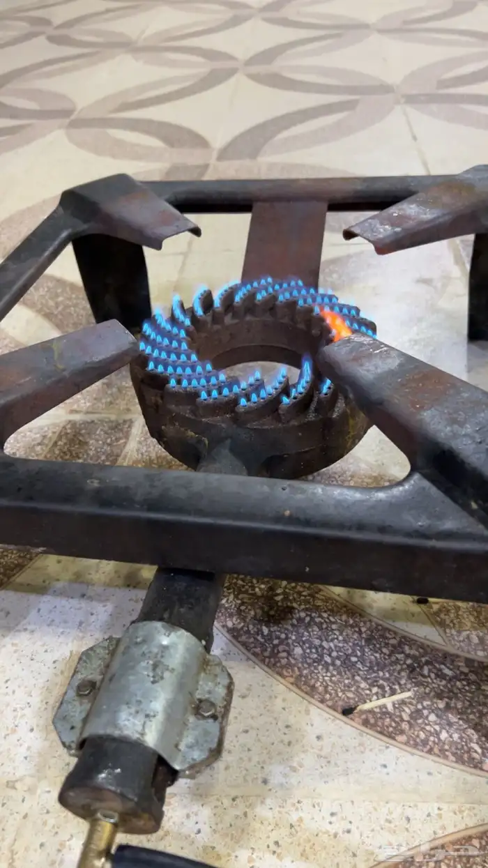 إسطوانة إيطالي مع غاز عين واحدة 2