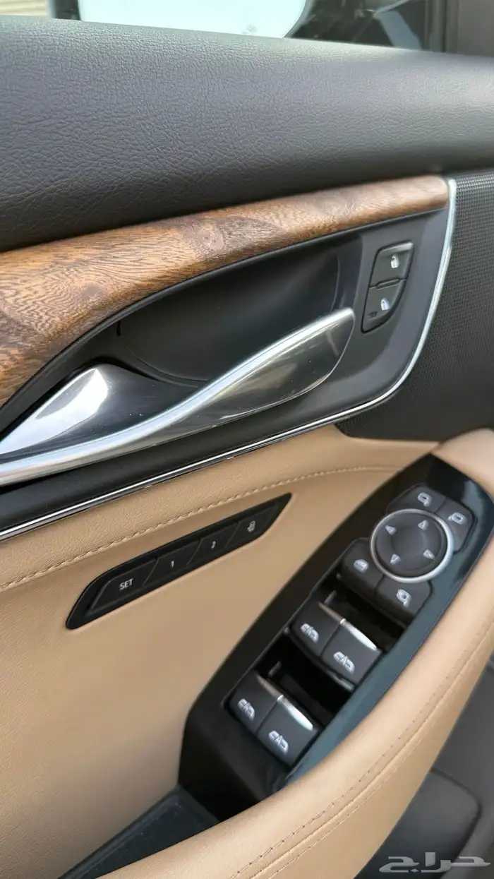 كاديلاك CT5 2023 8