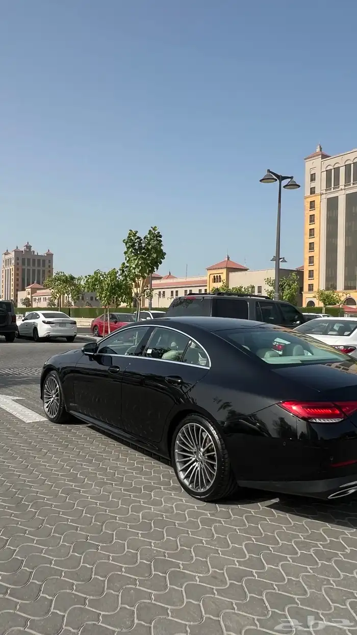 مرسيدس CLS450 نظيف 9