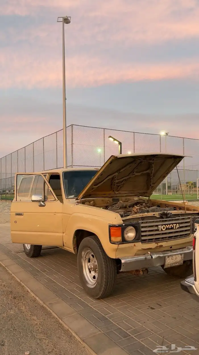 لاند كروزر 4