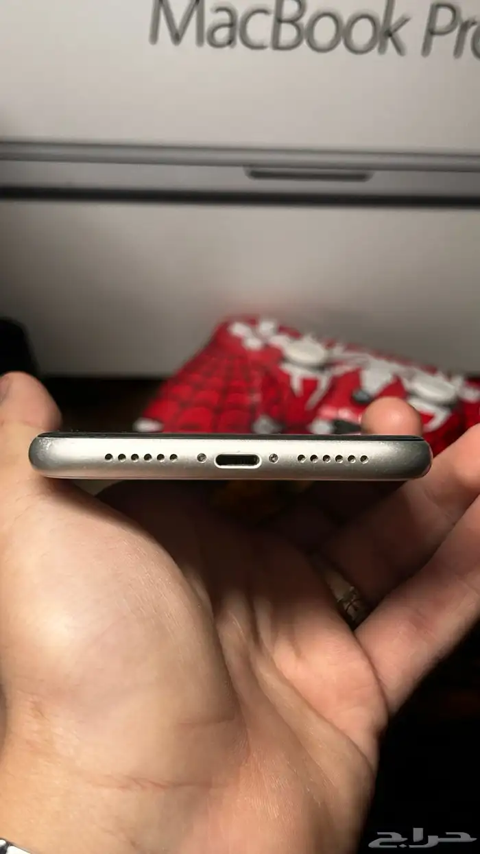 ايفون 11 12