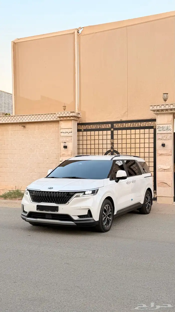 كارنيفال 2021 ( ديزل 11 راكب ) فل بحالة الوكالة 1