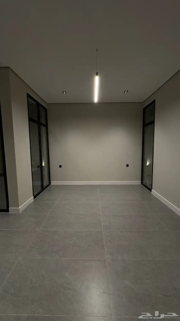 تبحث عن دبلوكس انيق ومودرن ووذيف بسعر 710الاف 10