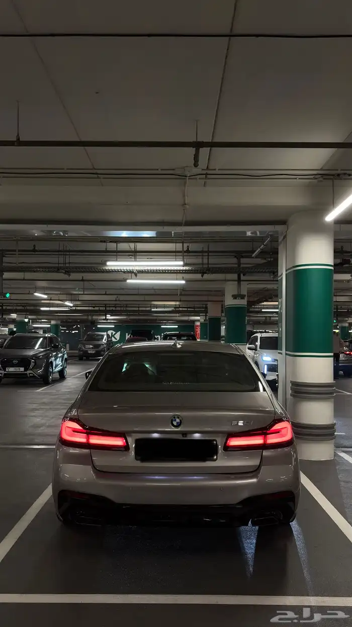 بي ام دبليو 520i 2018 8