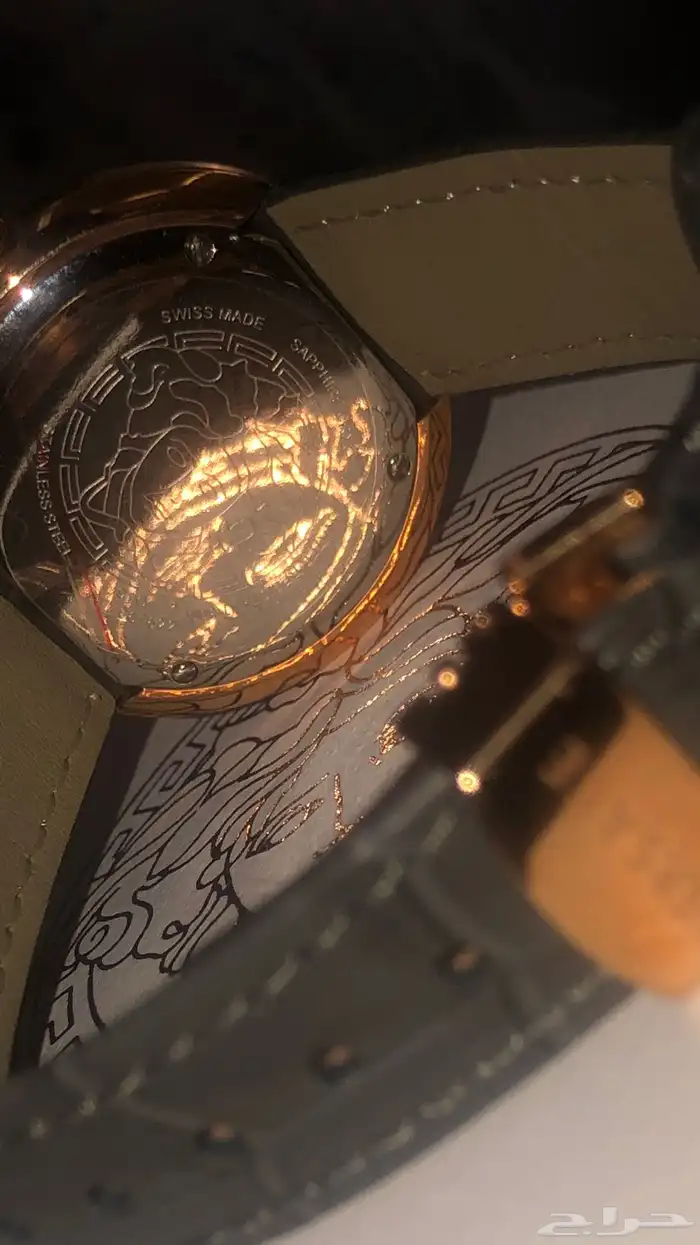 للبيع ساعتين جديده اصليه رجالي نسائي من فيرسس من فيرزاتشي 4