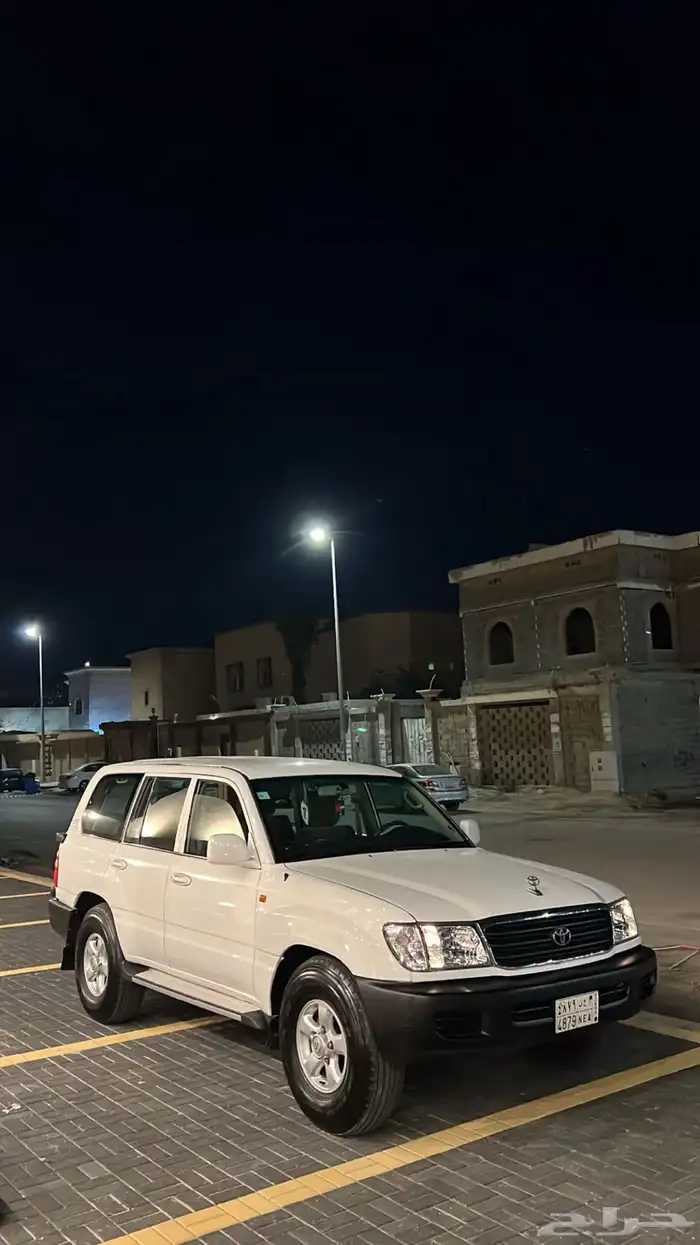 لاندكروزر 2000 0