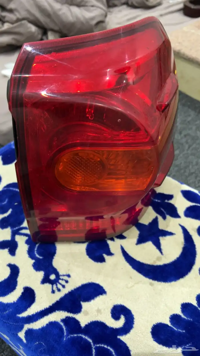 شاشة لاند كروزر واسطب خلفي يمين لاند 2