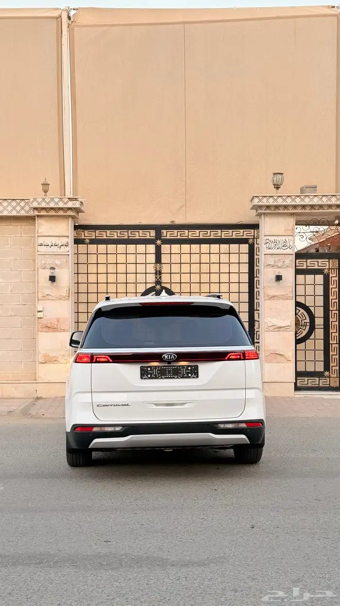 كارنيفال 2021 ( ديزل 11 راكب ) فل بحالة الوكالة 5