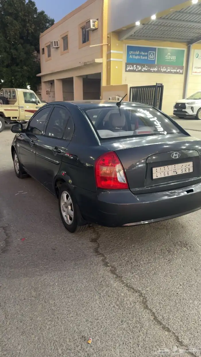 اكسنت قير عادي 2011 1