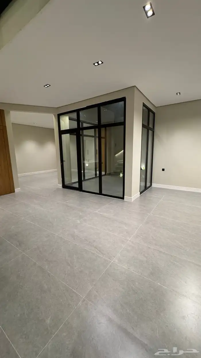 تبحث عن دبلوكس انيق ومودرن ووذيف بسعر 710الاف 8