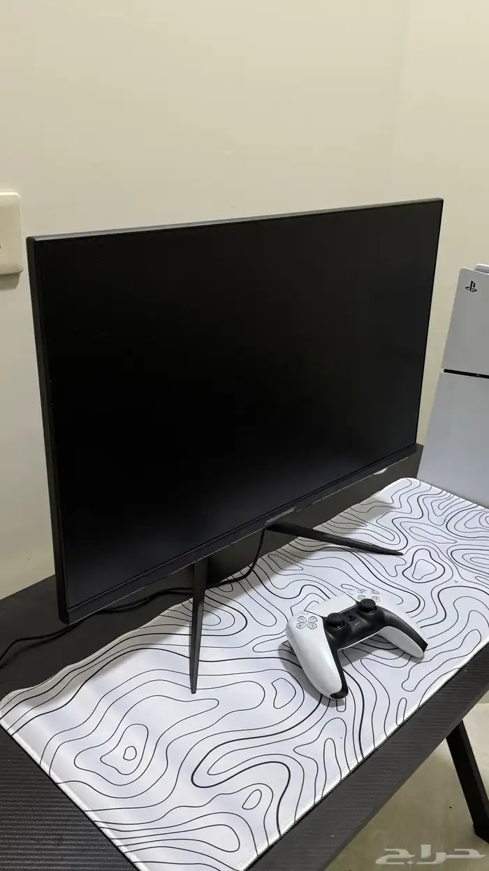 طاولة العاب وبلايستيشن 5 مع شاشه 13