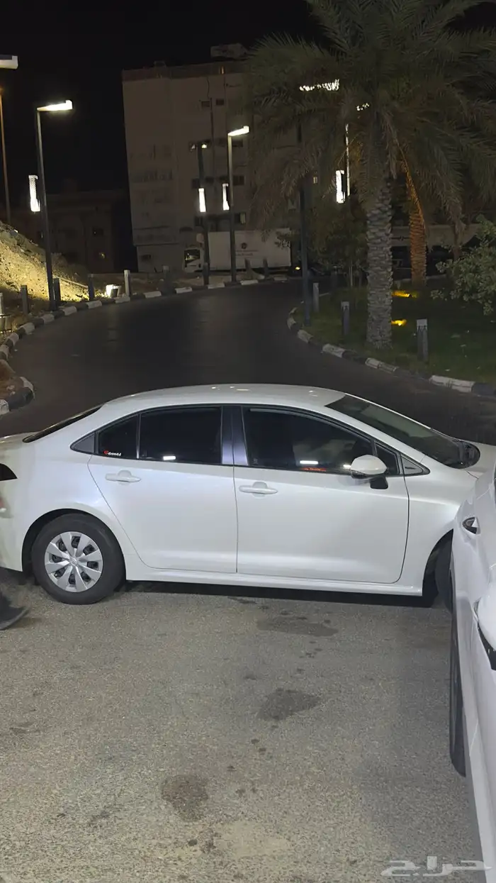 للبيع كورولا 2023 حاله المصنع وكاله 5