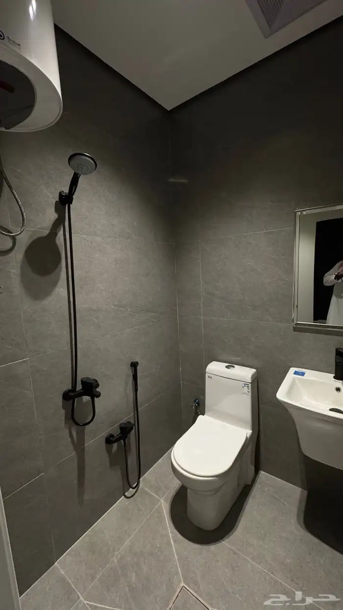 تبحث عن دبلوكس انيق ومودرن ووذيف بسعر 710الاف 34