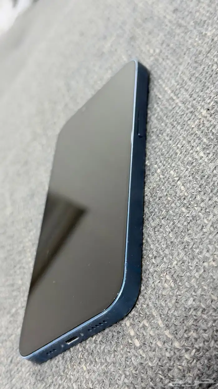 ايفون 13 256 قيقا 4