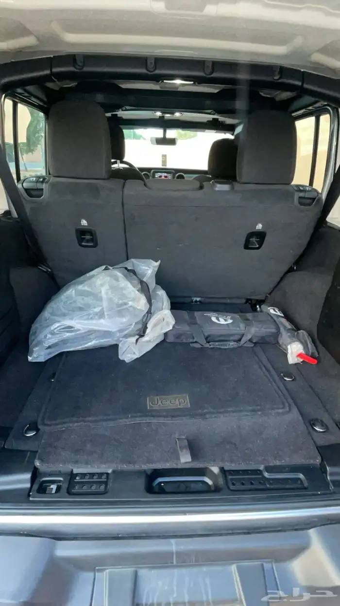 جيب رانجلر2021 مالك اول 14