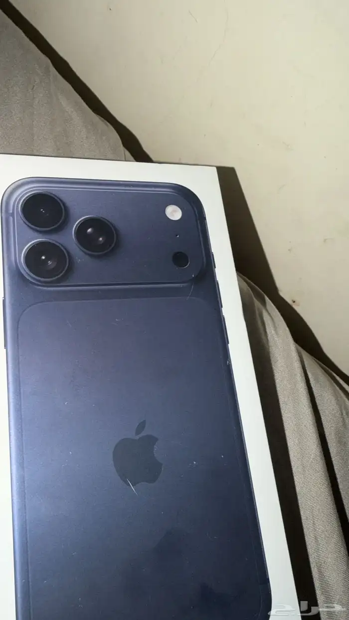 جوال 17 برو ماكس 256 جديد بقراطيسه 0