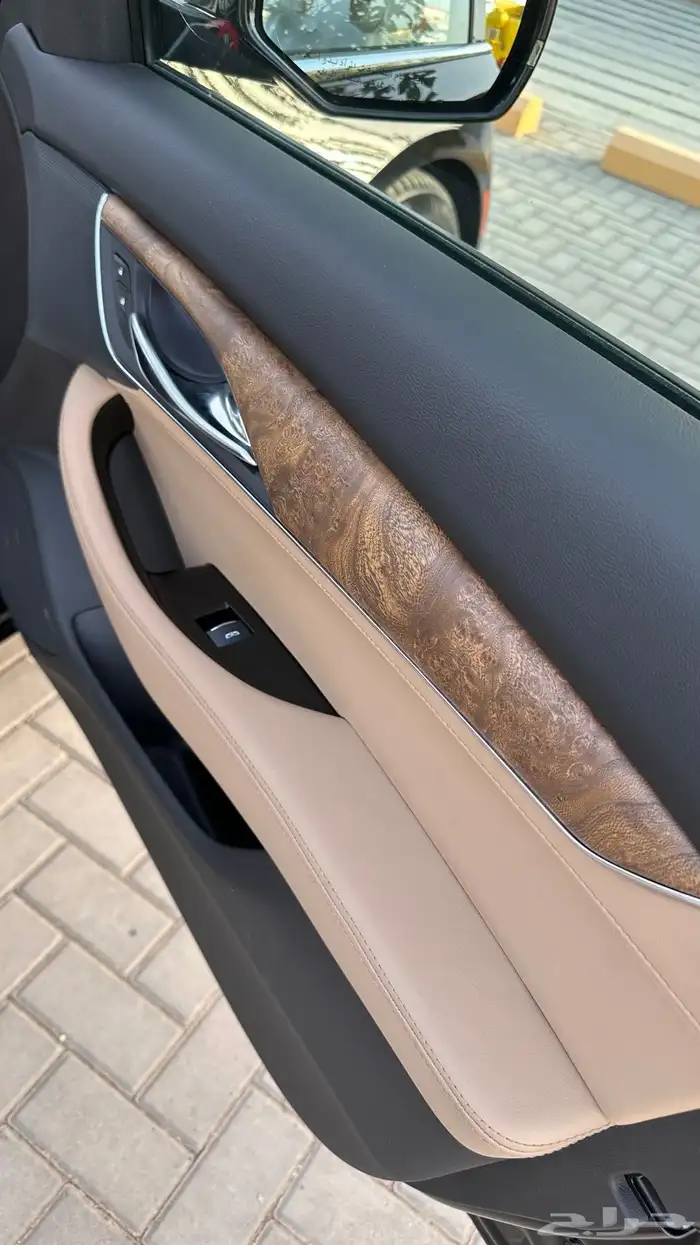 كاديلاك CT5 2023 12