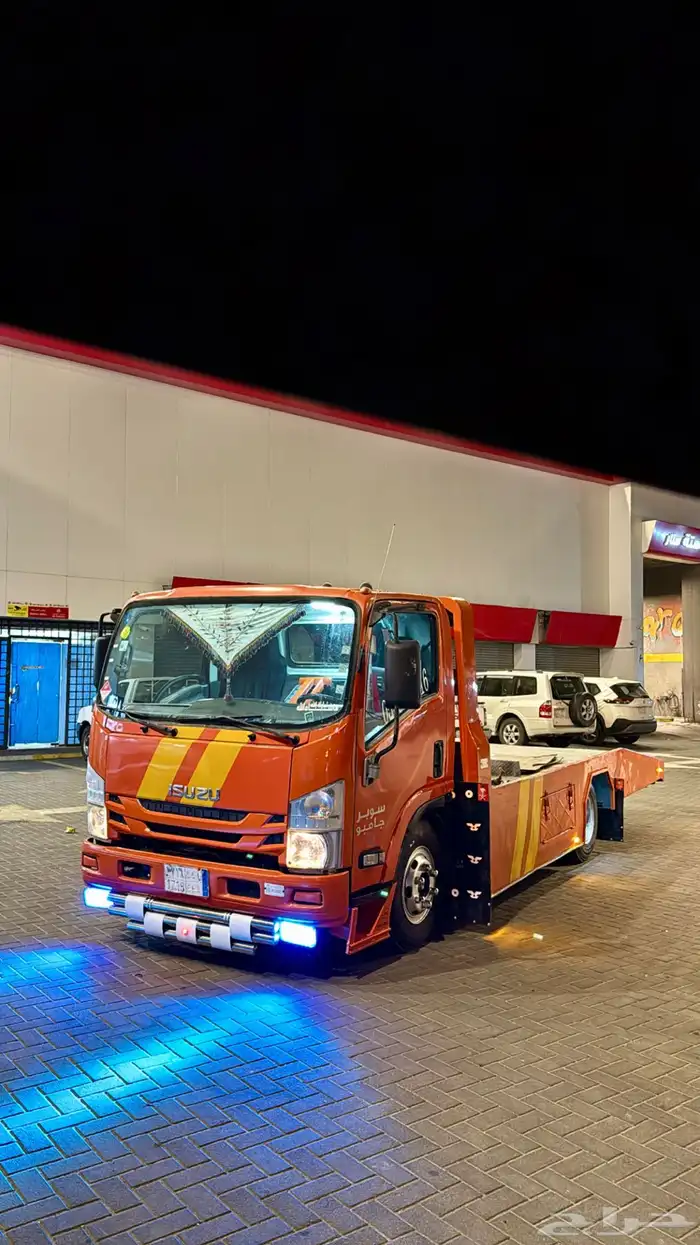 سطحة متواجد في مكة وجدة و الطايف راجع الجنوب 0