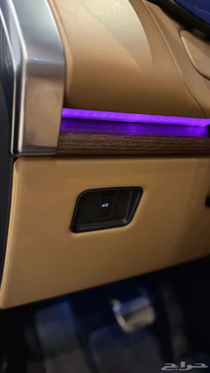 رنج روفر 2023 24