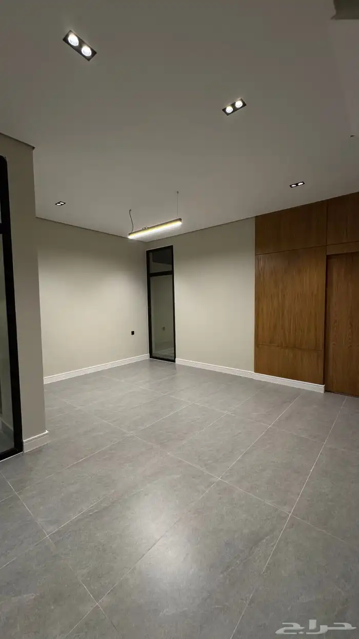 تبحث عن دبلوكس انيق ومودرن ووذيف بسعر 710الاف 9