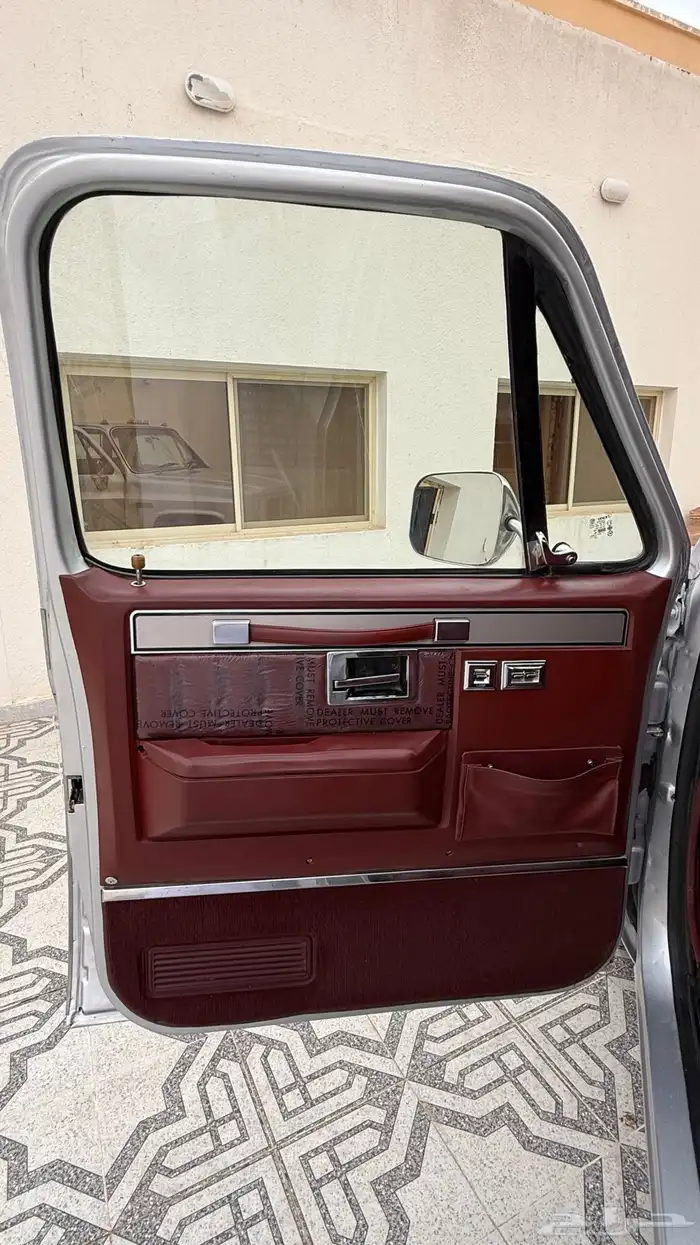 جمس 1981 رصاصي 14