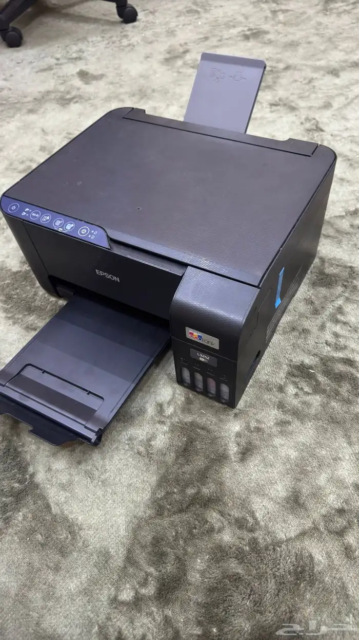 طابعة مع جميع مستلزماتها لصنع الدفاتر 0