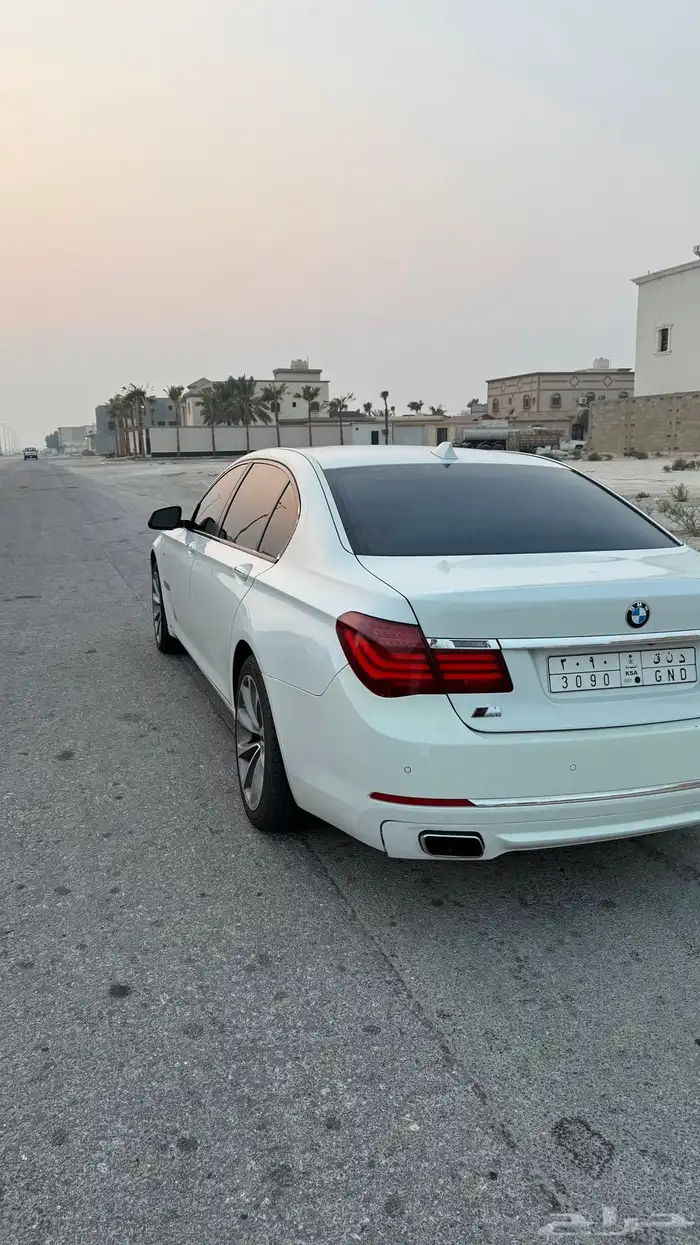 بي ام دبليو 2014 730 7